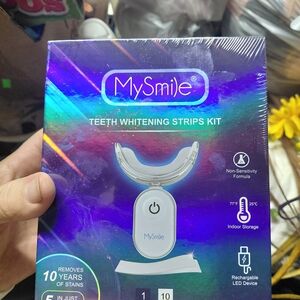 Teeth Whitening Strips Kit - White